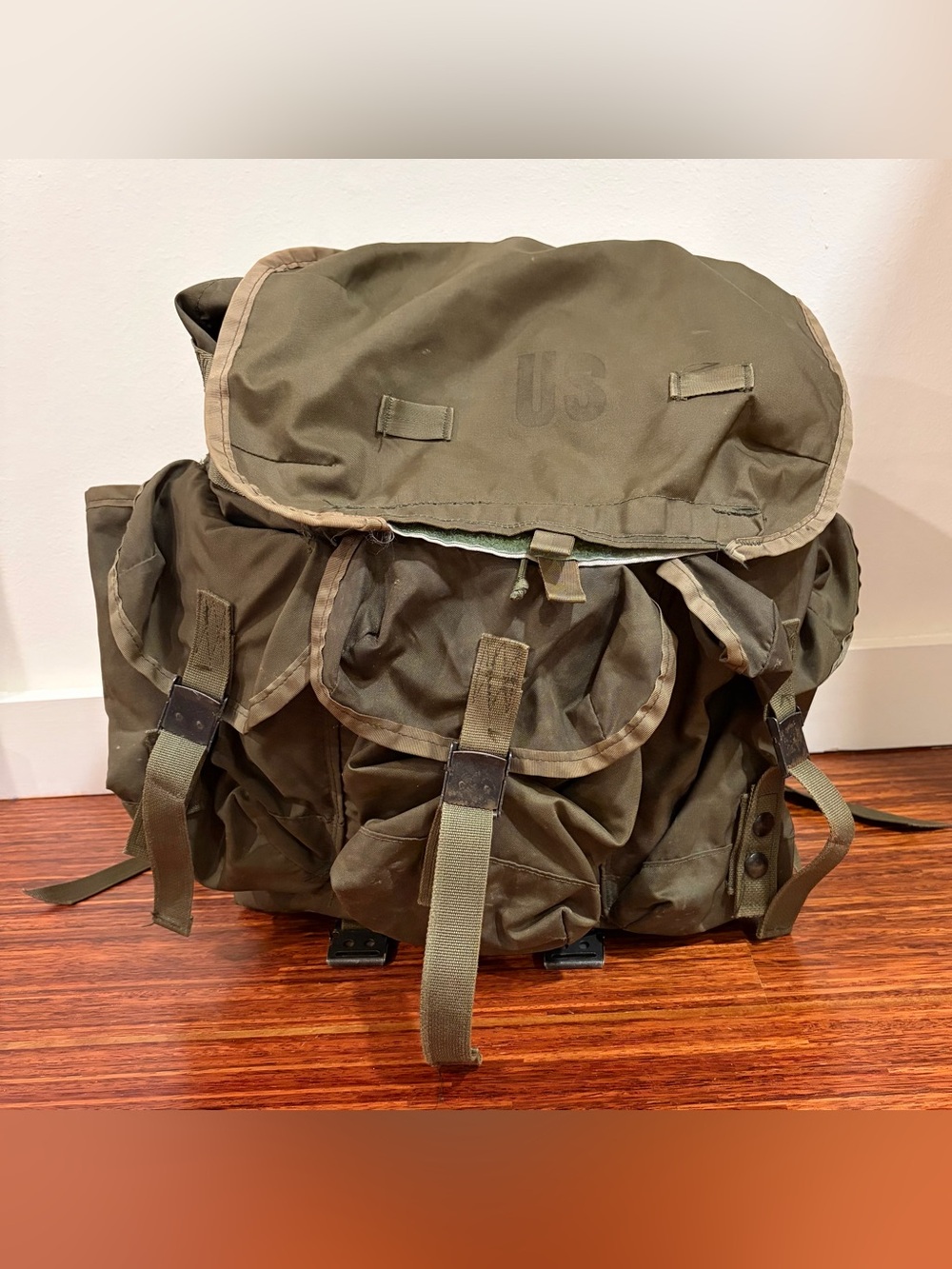Vintage US Military Olive Drab ALICE Pack Medium Combat Backpack